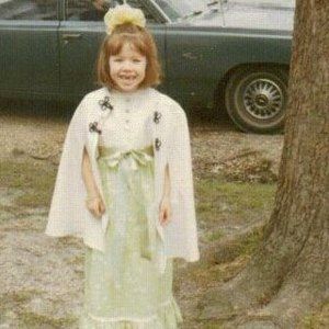 Meet your Posher, Angela